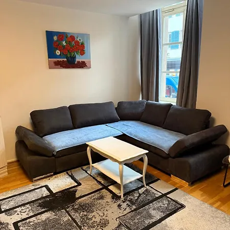 Petit Paradis 74 Grand Rue Кольмар